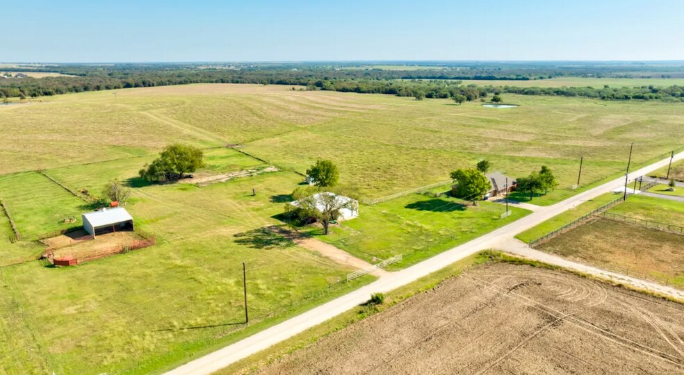 More Photos Of 831 Baker Rd, Pilot Point Land For Sale