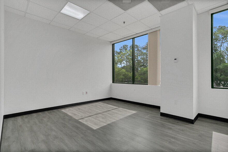 More Photos Of 2450 Maitland Center Pky, Maitland Office For Sale