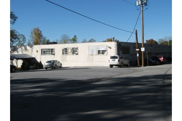 Primary Photo Of 675 Dutchess Tpke, Poughkeepsie Warehouse For Lease