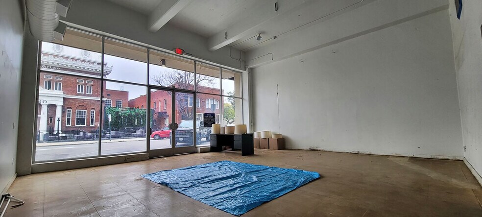 More Photos Of 161-191 W 4th St, Pomona Restaurant For Lease