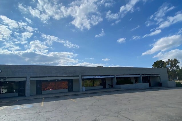 More Photos Of 6201-6240 Raytown Tfwy, Raytown Unknown For Lease