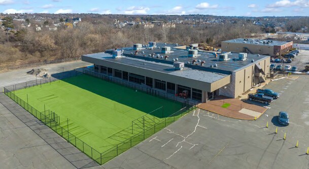 More Photos Of 7 Hutchinson Dr, Danvers General Retail For Sale