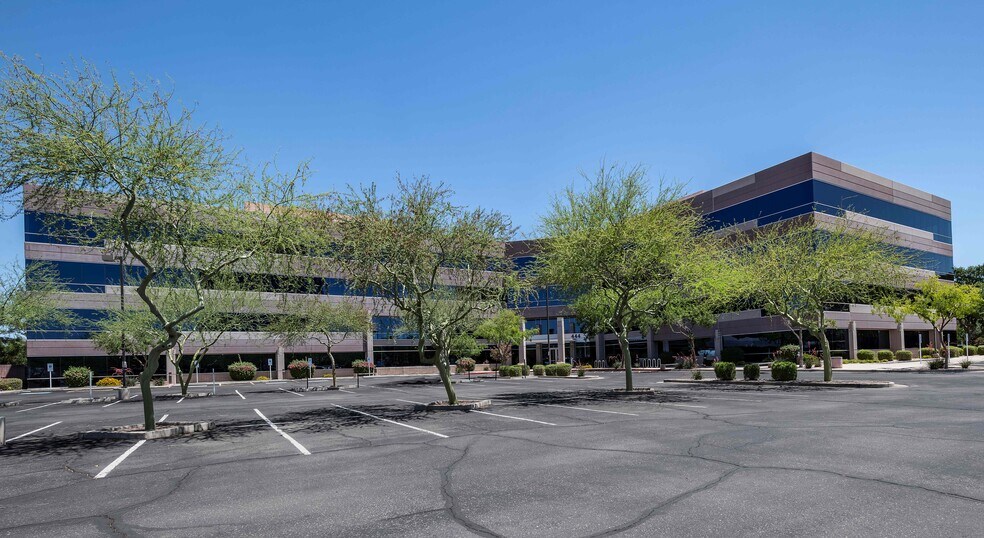 More Photos Of 444 N 44th St, Phoenix Office For Sale