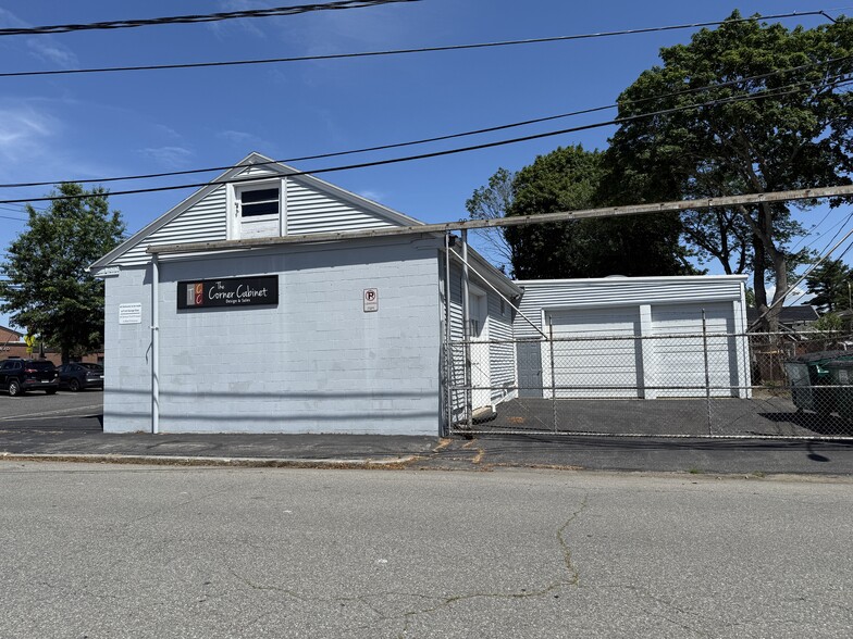 More Photos Of 541 Concord St, Framingham Freestanding For Sale