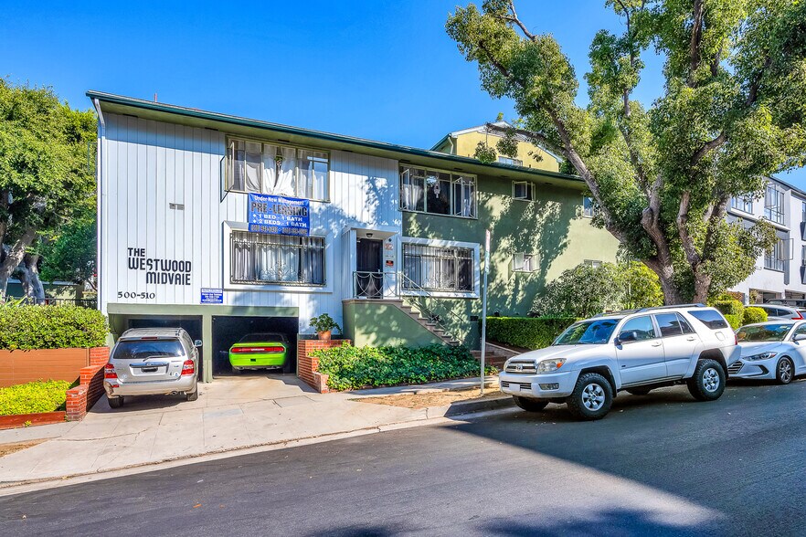 More Photos Of 512 Midvale Ave, Los Angeles Land For Sale