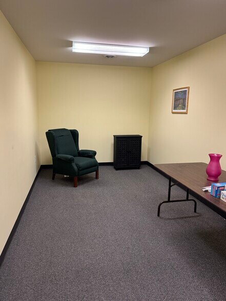 More Photos Of 1136-1146 Opal Ct, Hagerstown Medical For Sale