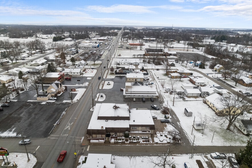 More Photos Of 621 N Halleck St, Demotte Religious Facility For Sale