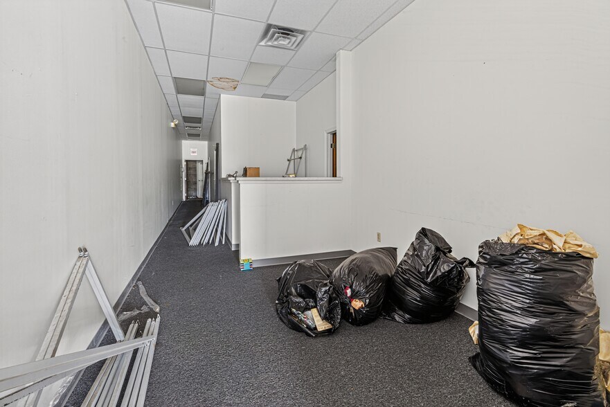 More Photos Of 1379 Bucktail Rd, Saint Marys Unknown For Lease