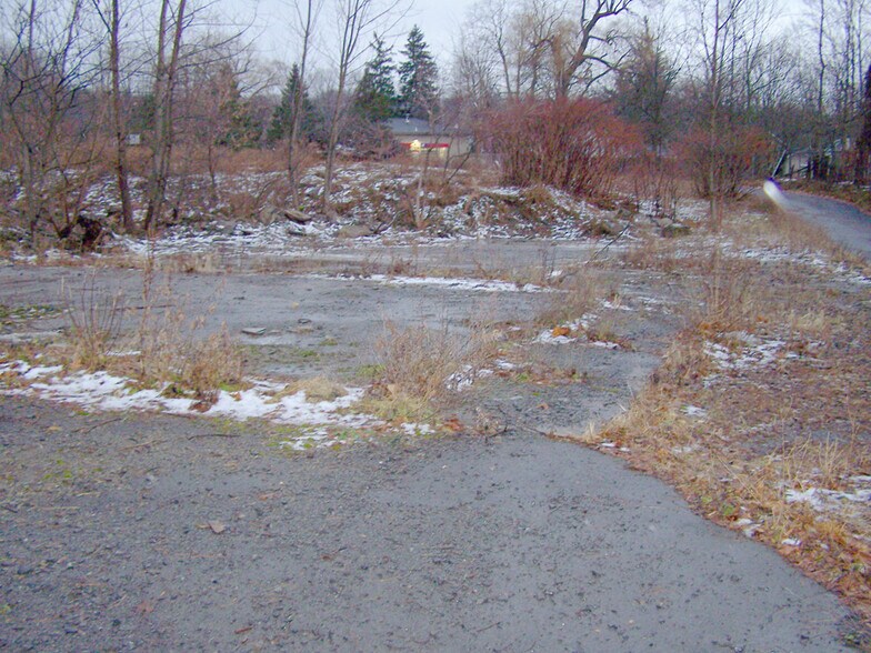 More Photos Of 133 W Seneca St, Manlius Warehouse For Sale