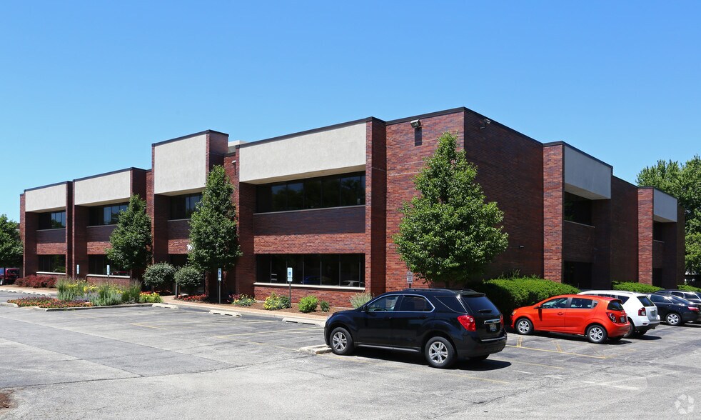 More Photos Of 1614 W Central Rd, Arlington Heights Medical For Lease