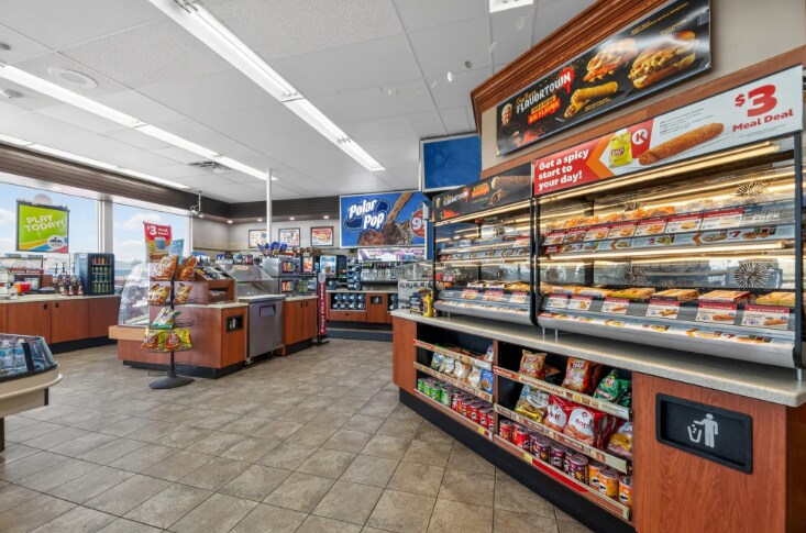More Photos Of 1423 2nd St N, Sauk Rapids Convenience Store For Sale