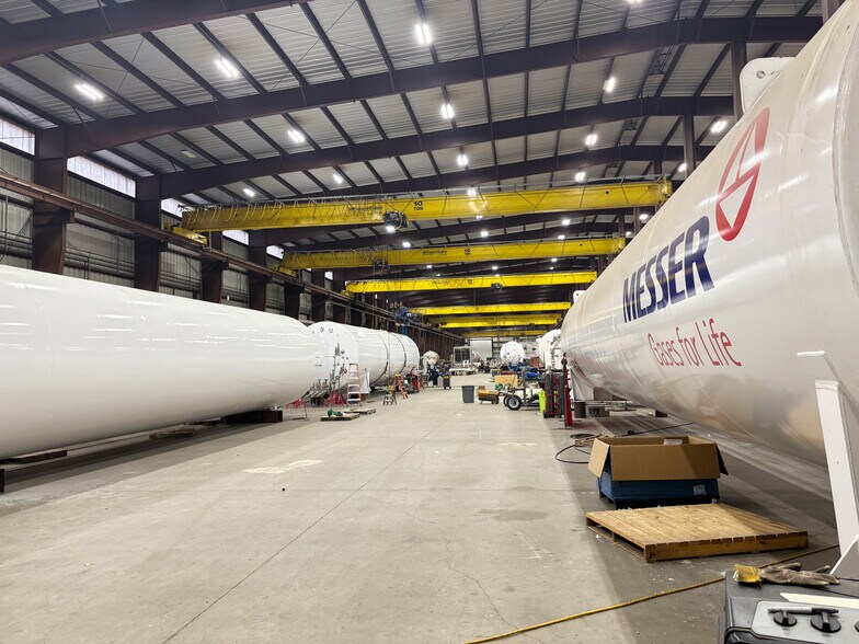 More Photos Of 1411 Transport Dr, Baytown Manufacturing For Lease