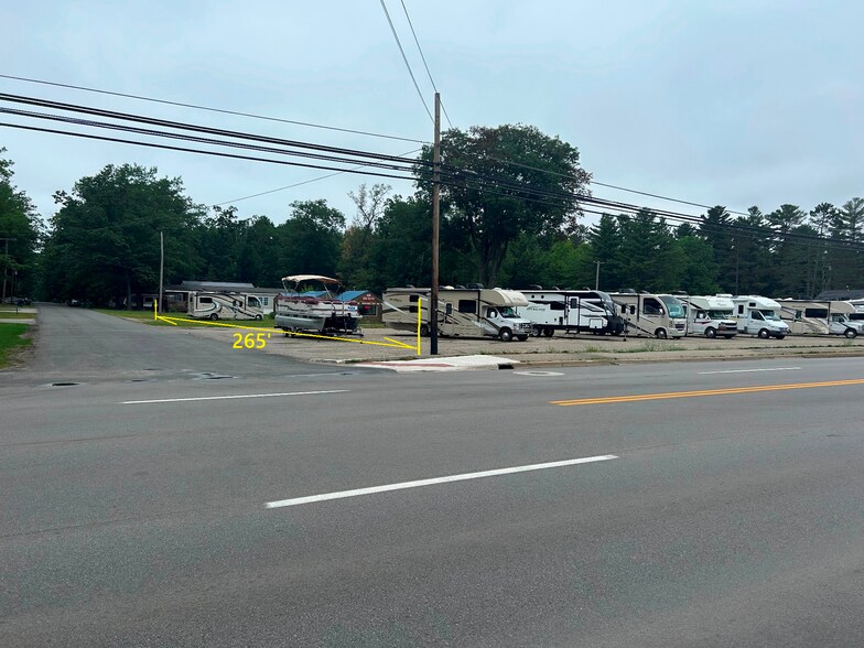 More Photos Of 104 Burrill Dr, Prudenville Land For Sale