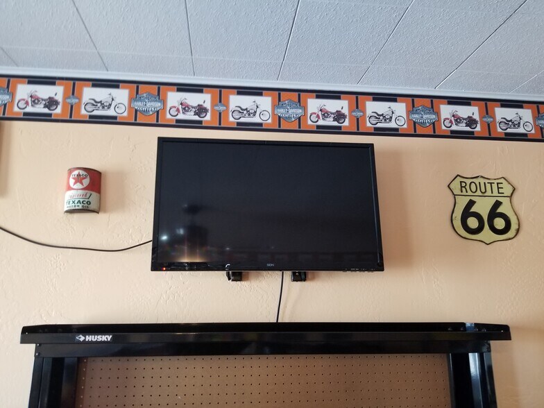 More Photos Of 216 Main, Hatch Hotel For Sale