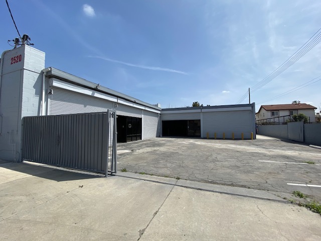 Primary Photo Of 2520-2522 Tyler Ave, South El Monte Warehouse For Lease