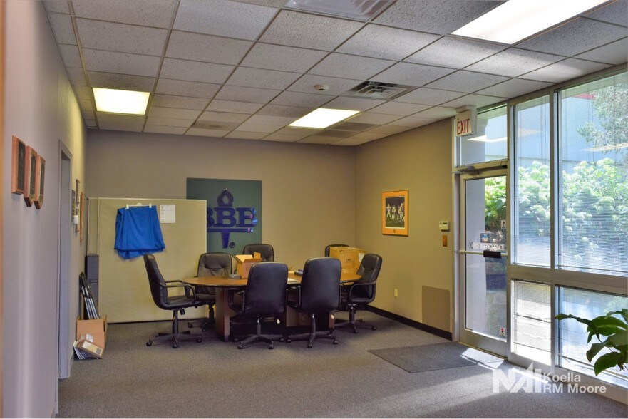 More Photos Of 255 N Peters Rd, Knoxville Office For Lease