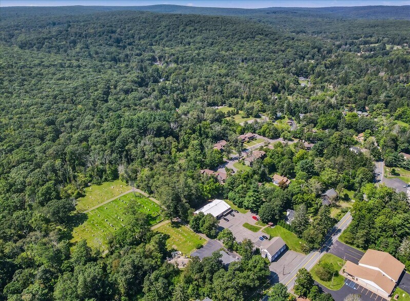 More Photos Of 6683 PA-191, Cresco Flex For Sale