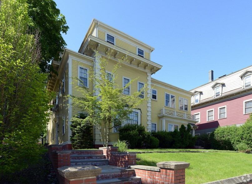 More Photos Of 1582 Westminster St, Providence Apartments For Sale