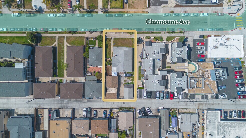 More Photos Of 4263 Chamoune Ave, San Diego Apartments For Sale