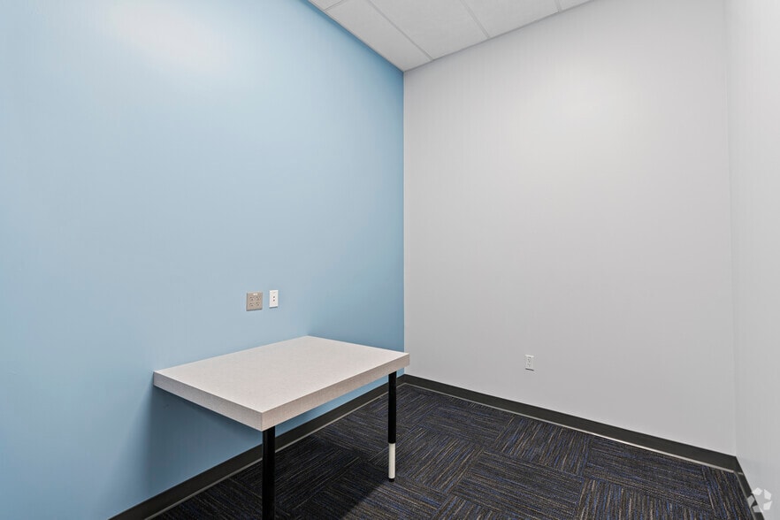 More Photos Of 535-611 W Main St, Alhambra Storefront Retail Office For Lease