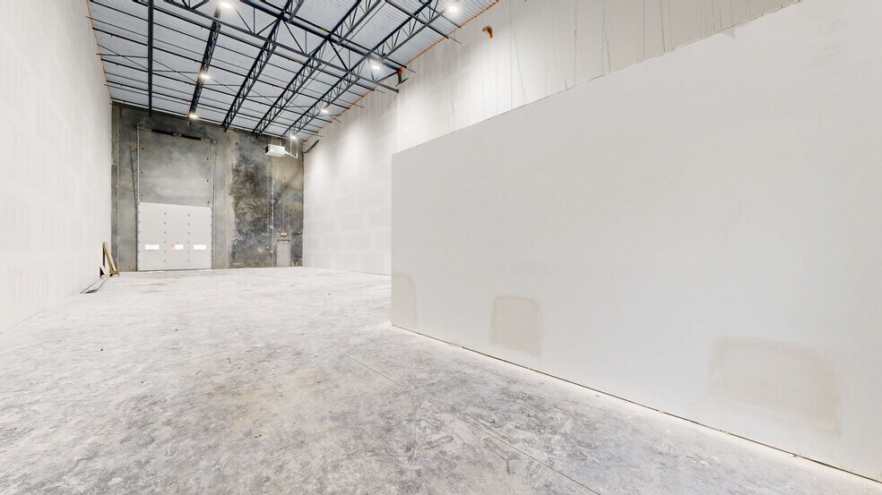 Primary Photo Of 17 Cpl Luigi Marciante Jr Memorial Dr, Jackson Township Industrial For Lease