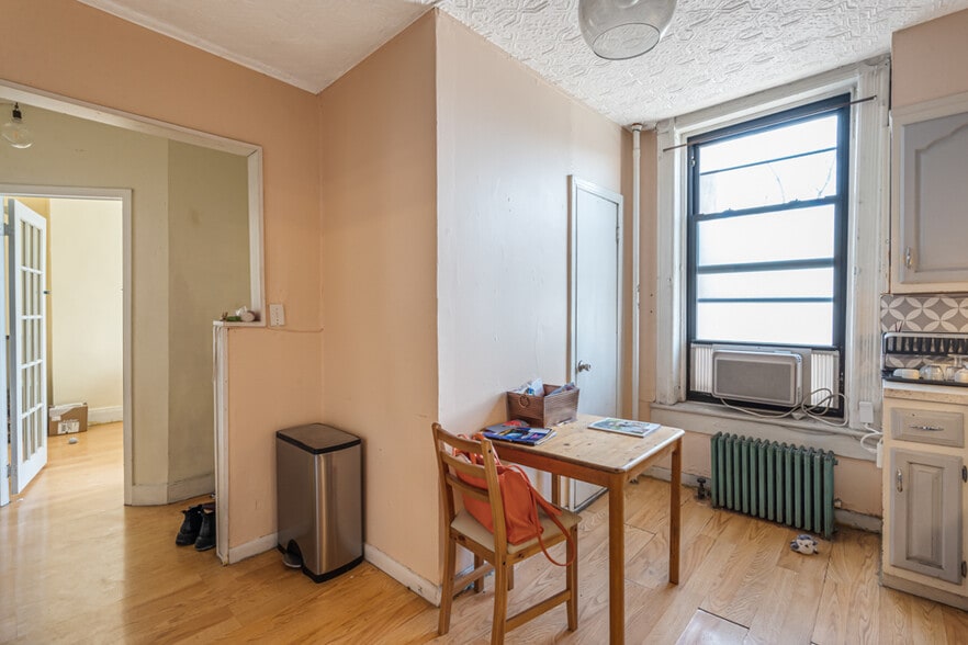 More Photos Of 656 Henry St, Brooklyn Apartments For Sale