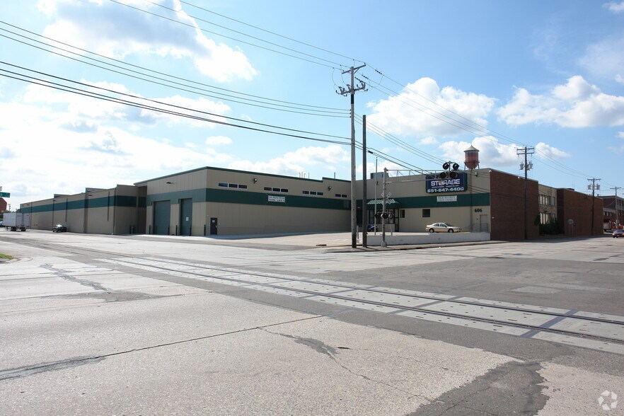 Primary Photo Of 615 Montgomery St, Saint Paul Self Storage For Lease