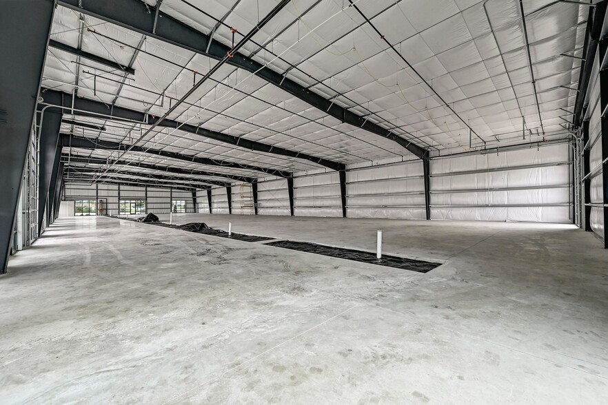More Photos Of 300 Co 199 rd, Hutto Flex For Lease