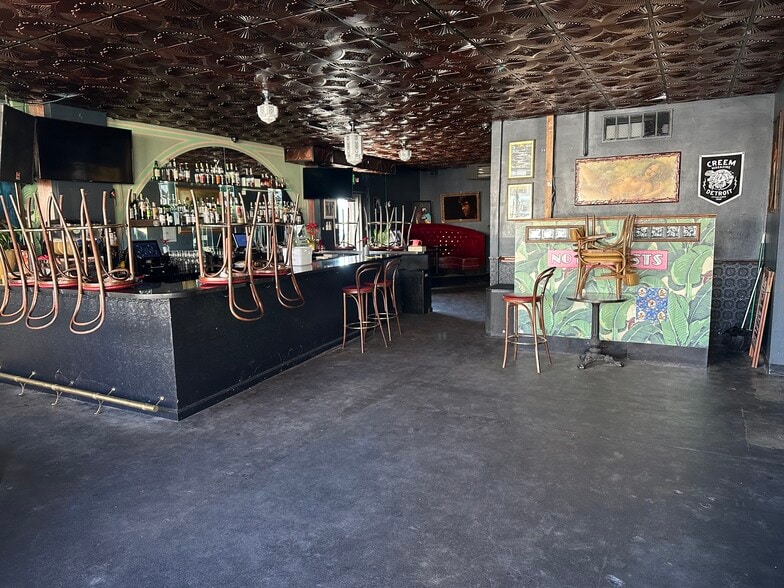 More Photos Of 188 California Ave, Reno Storefront Retail Office For Lease