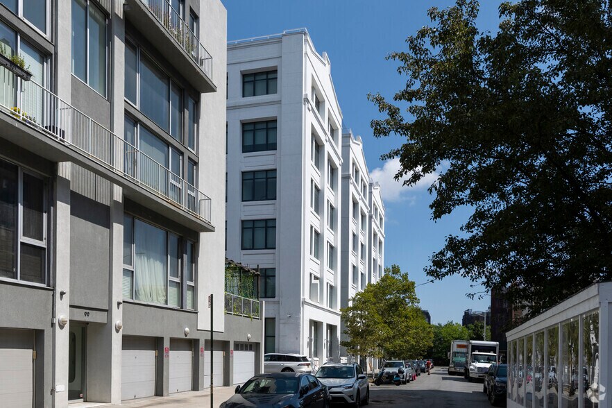 More Photos Of 55 Hope St, Brooklyn Apartments For Lease