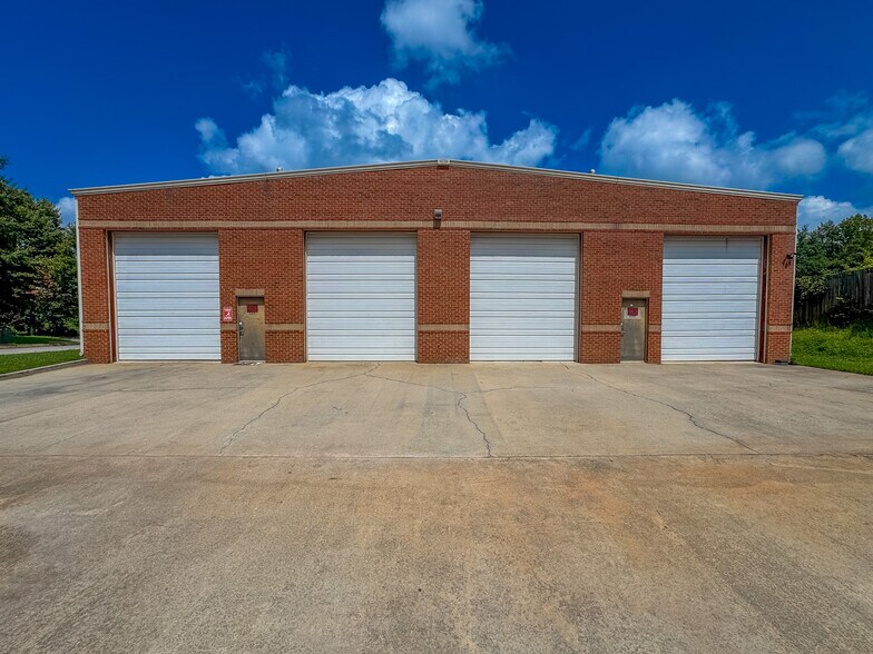 More Photos Of 4953 Austin Park Ave, Buford Warehouse For Sale