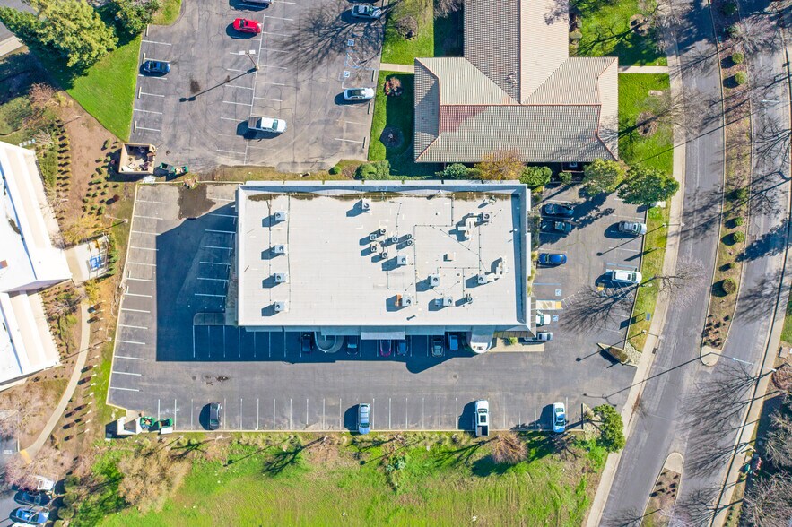 More Photos Of 3050 Beacon Blvd, West Sacramento Office For Sale