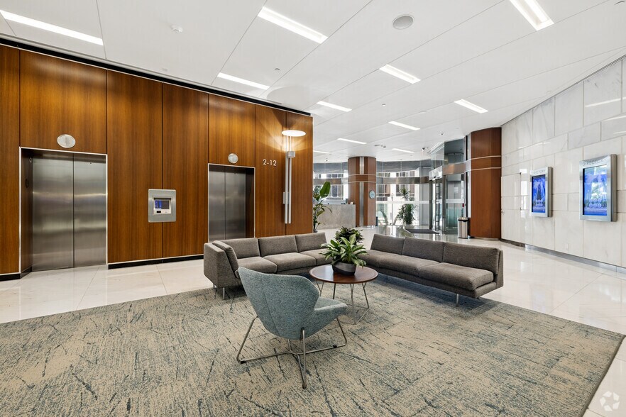 More Photos Of 1221 Brickell Ave, Miami Coworking Space