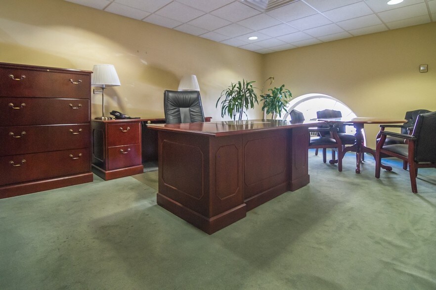 More Photos Of 70 Niagara St, Buffalo Office For Sale