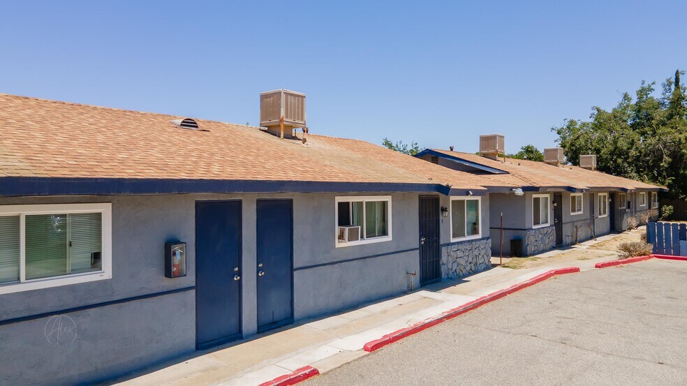 More Photos Of 600 S Real Rd, Bakersfield Apartments For Sale