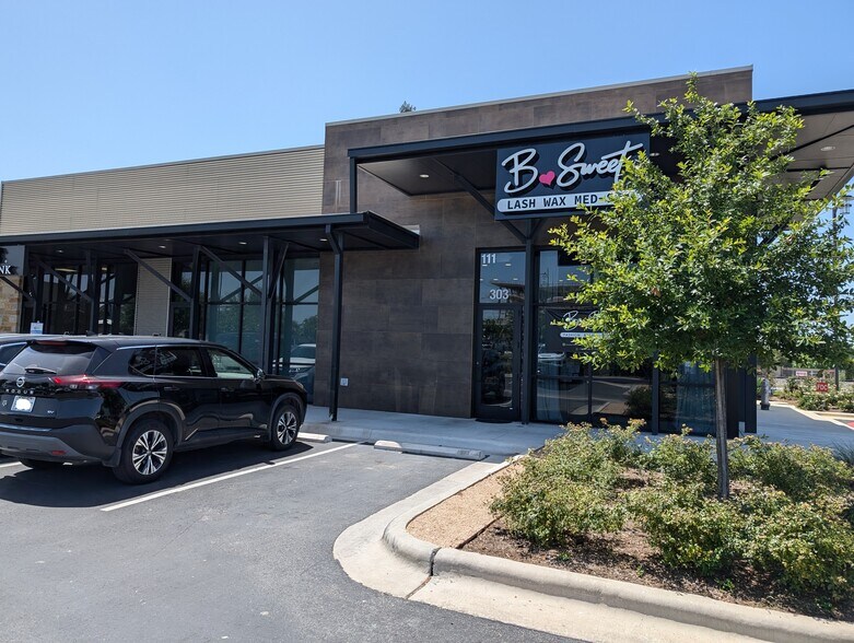 More Photos Of Highway 79, Hutto Unknown For Lease