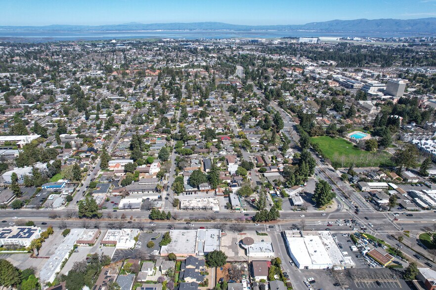 More Photos Of 1313 W El Camino Real, Mountain View Freestanding For Sale