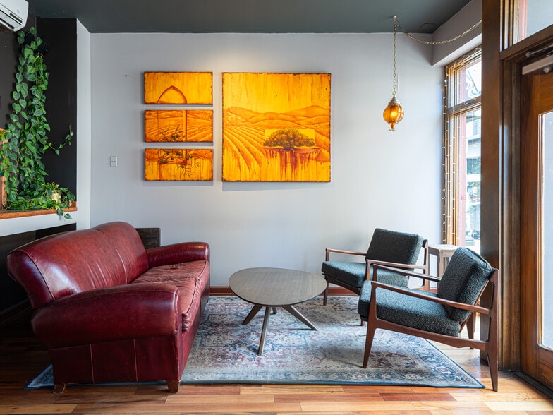 More Photos Of 24-28 Wall St, Asheville Storefront Retail Office For Lease