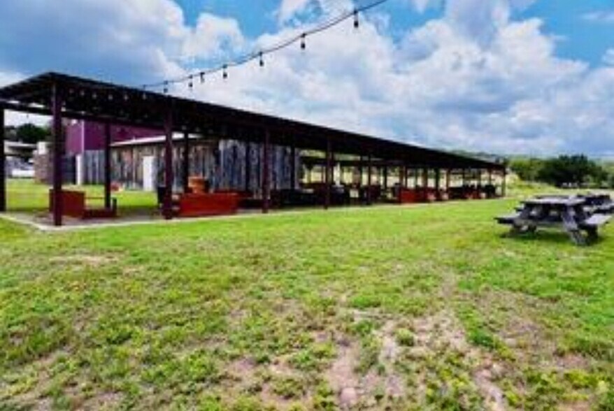 More Photos Of 3201 FM-3237 Rd, Wimberley Freestanding For Sale