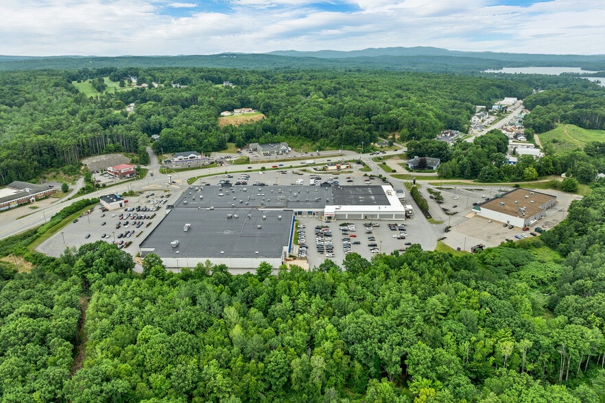 More Photos Of 94-96 Daniel Webster Hwy, Belmont Unknown For Lease