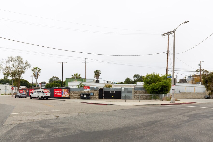 More Photos Of 891 Abbot Kinney Blvd, Venice Loft Creative Space For Sale