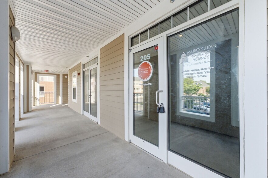 More Photos Of 13895 Hedgewood Dr, Woodbridge Medical For Sale