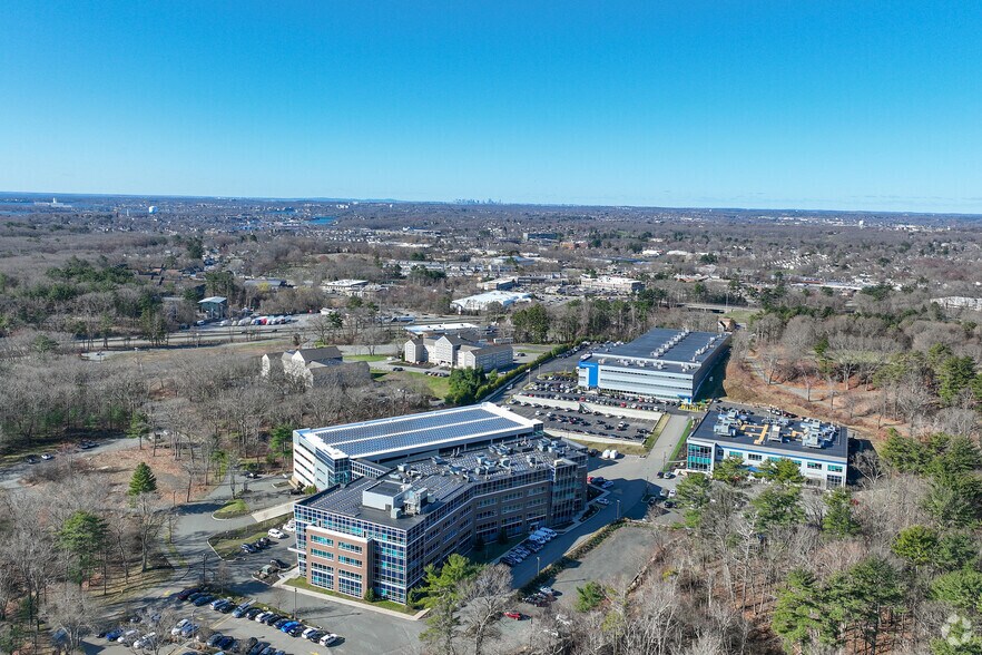 More Photos Of 48 Dunham Rd, Beverly Office For Lease