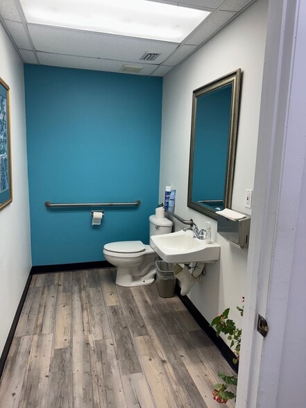 More Photos Of 6131 Atlantic Blvd, Jacksonville Bank For Sale