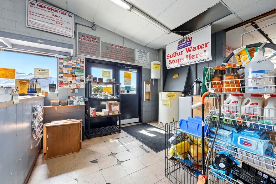 More Photos Of 110 N State Road 19, Palatka Auto Repair For Sale