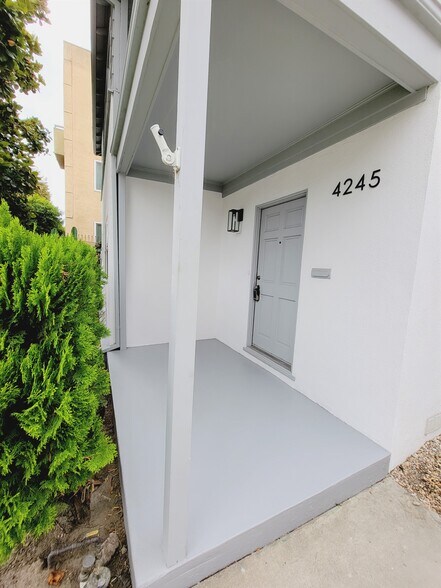 More Photos Of 4245 Laurel Canyon Blvd, Studio City Apartments For Sale