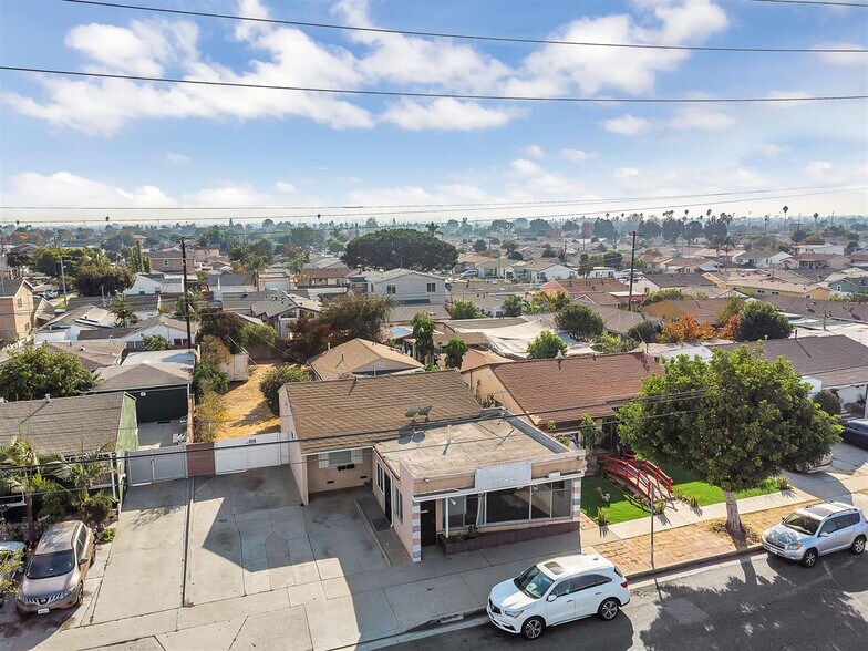 More Photos Of 2402 Marine Ave, Gardena Storefront For Sale