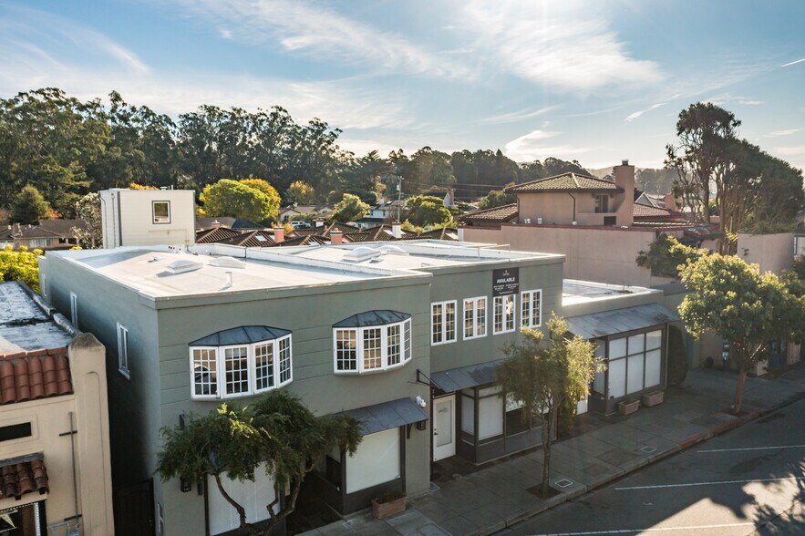 More Photos Of 637 Main St, Half Moon Bay Office For Sale