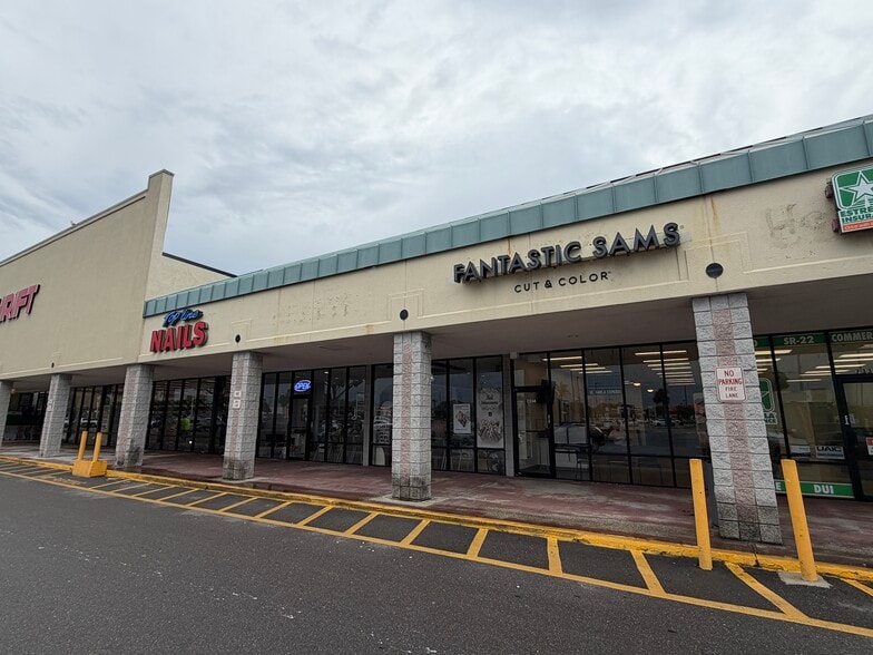 More Photos Of 7004 W Waters Ave, Tampa Storefront For Lease