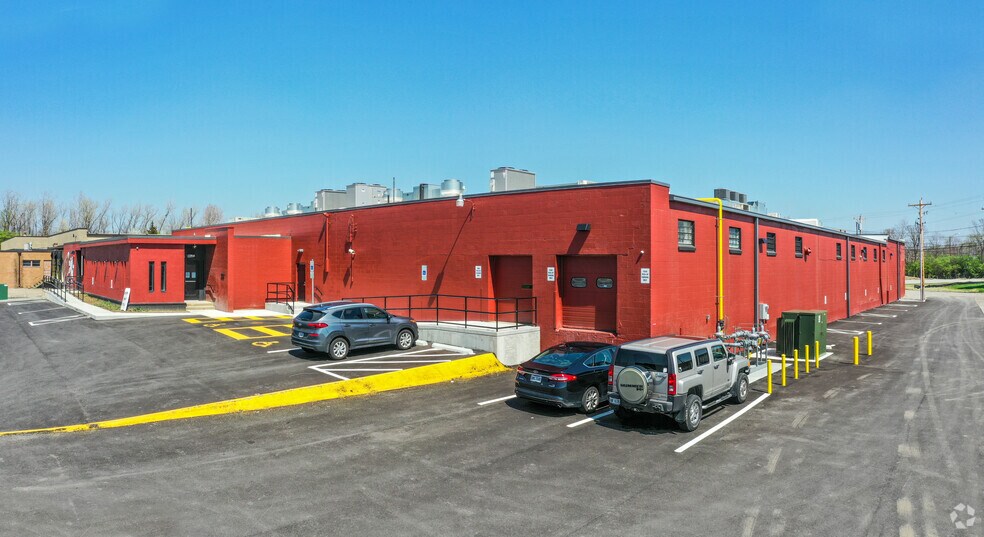 More Photos Of 1282 Essex Ave, Columbus Restaurant For Lease